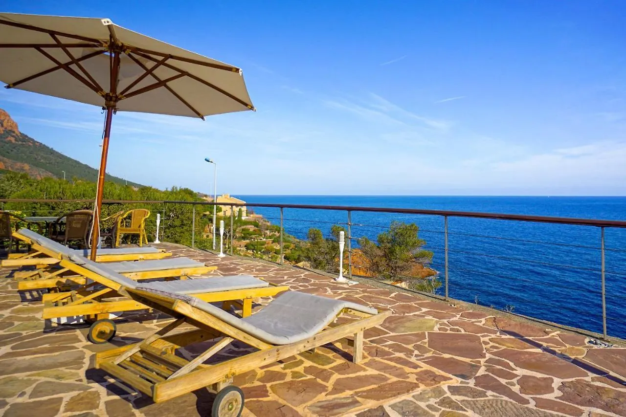 Luxueuse Villa Surplombant La Mer - Vue Incroyable Saint-Raphaël