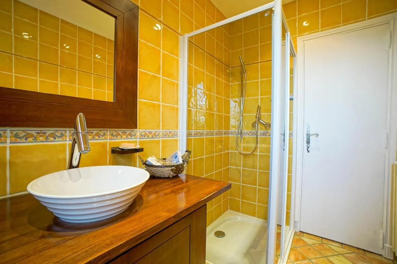 Luxueuse Villa Surplombant La Mer - Vue Incroyable Saint-Raphael   Saint-Raphael (Var)